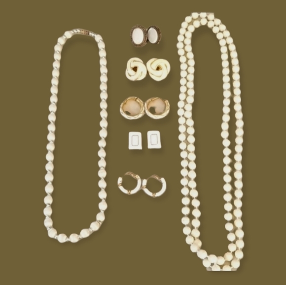 Vintage Jewelry - Vintage 12 Piece Jewelry Lot Necklaces Earrings Trifari LC